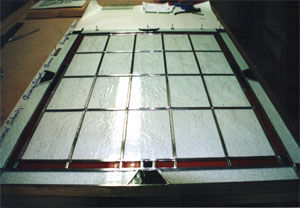 Eine Bleiverglasung entsteht