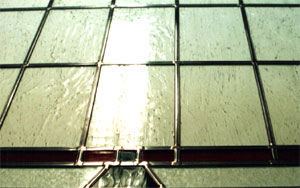 Eine Bleiverglasung entsteht